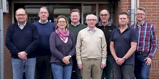 v.l.n.r.: Jos Mijnen, Johan Lukkassen, Ruth Esselink-Mijnen, Ben Bisseling, Gerard Booms (vice-voorzitter), Frits Frauenfelder (secretaris), Edwin Zweers (voorzitter), Peter Brücker (penningmeester). Niet op de foto (wel bestuurslid): Otto Smits