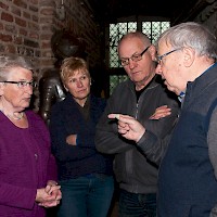 Tijdens onze traditionele en ouderwets gezellige nieuwjaarsreceptie in de kelder van Huis Bergh werd er door de leden terug gekeken op het oude jaar en geproost op het nieuwe jaar.