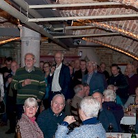 Tijdens onze traditionele en ouderwets gezellige nieuwjaarsreceptie in de kelder van Huis Bergh werd er door de leden terug gekeken op het oude jaar en geproost op het nieuwe jaar.