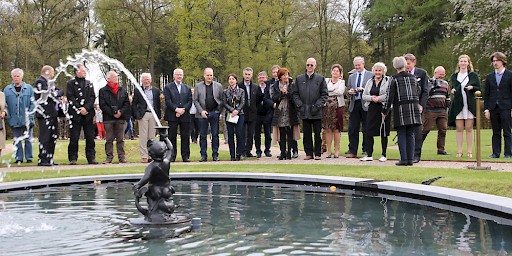 Feestelijke opening van de 'oudste tuin van Nederland'.